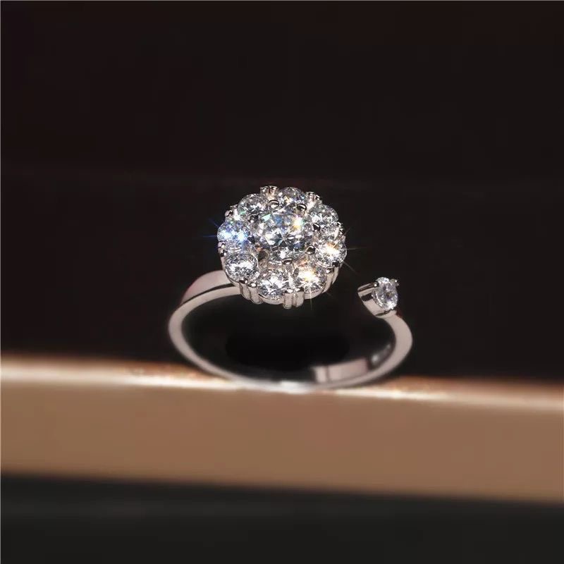 莫桑鑽一克拉戒指 