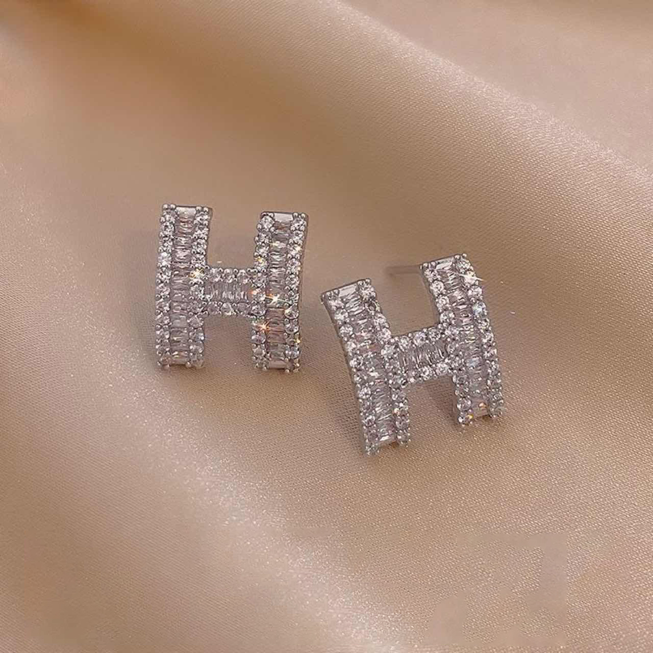 個性H字母鋯石耳環&項錬