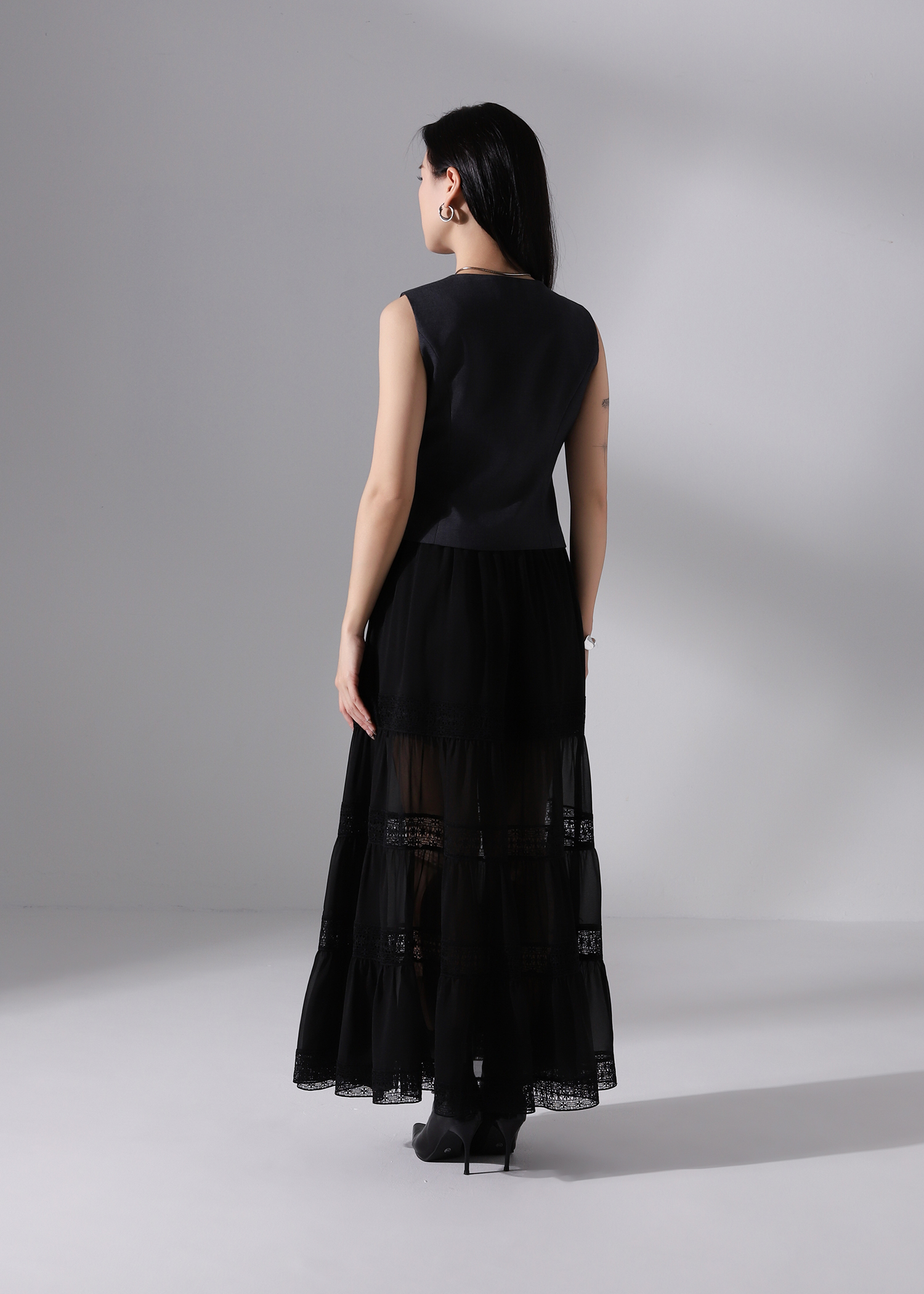 Sleeveless Wrap Top AC932