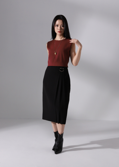 Sleeveless Plain Top AC917