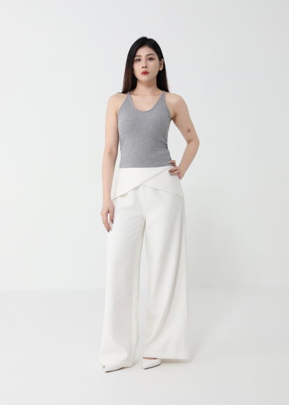 U Neckline Top 47450