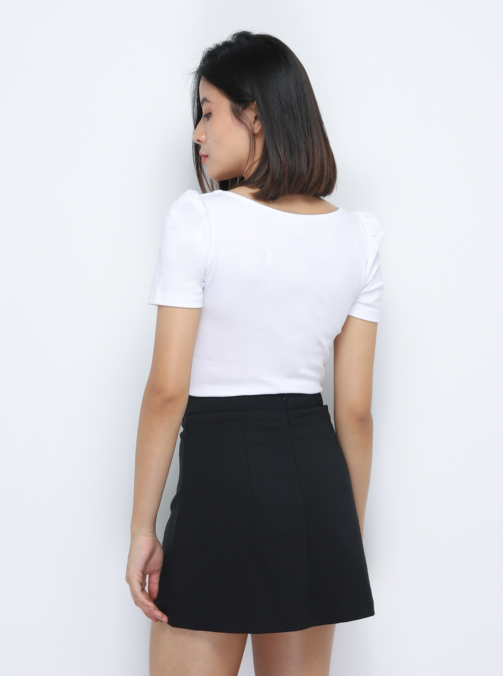 Short Sleeve Sweetheart Neck Top 34780