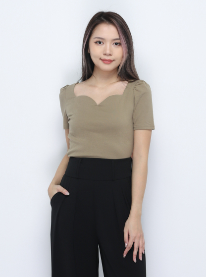 Short Sleeve Sweetheart Neck Top 34780