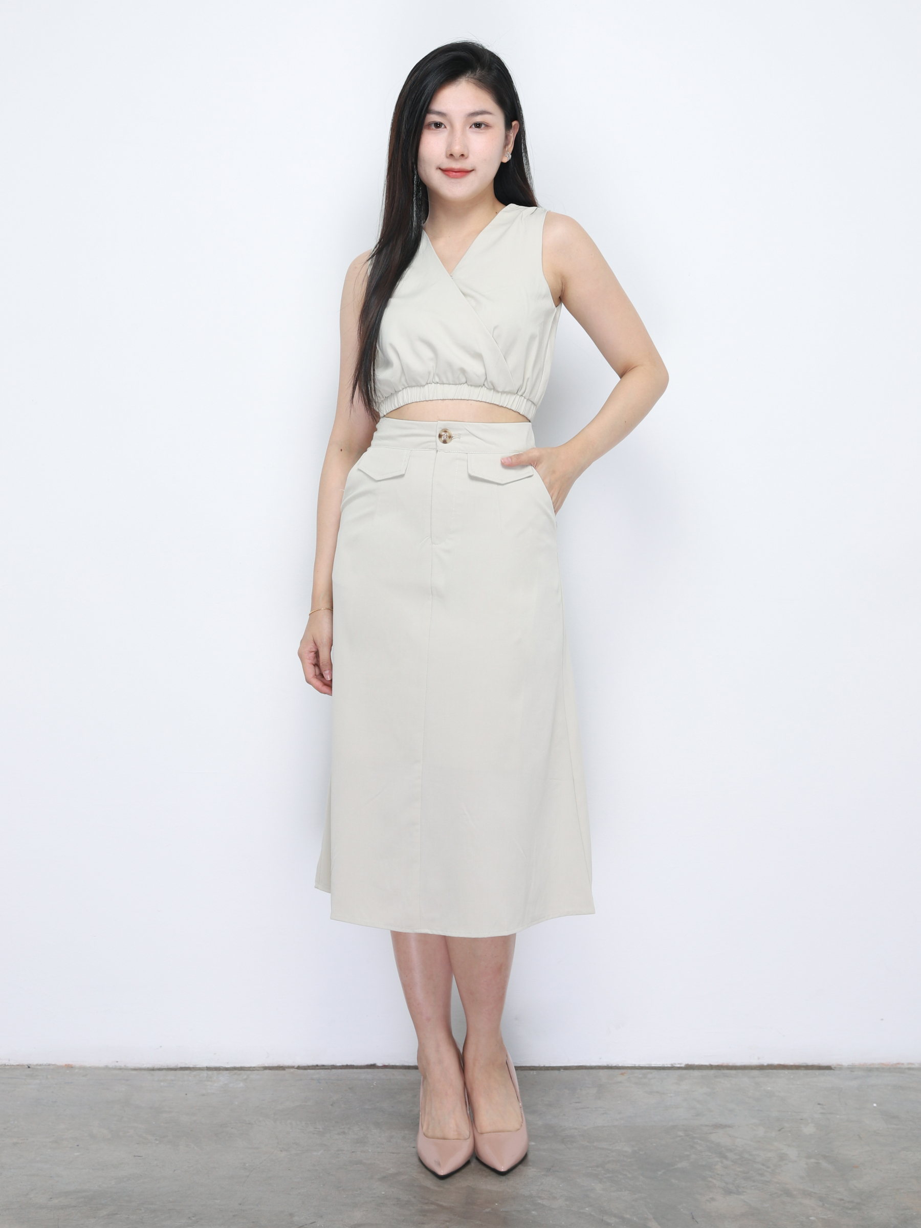 Sleeveless V Neck Top With Long Skirt Set 34807