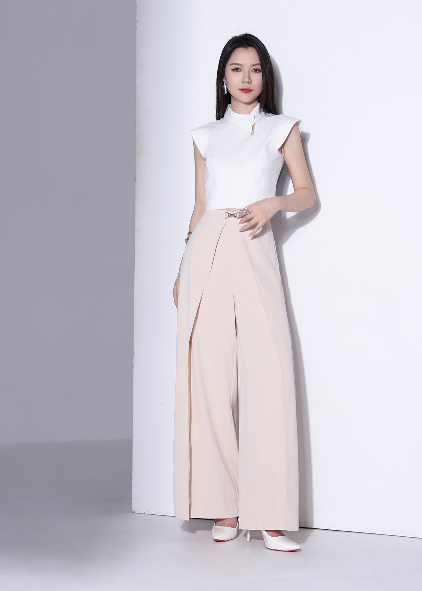 Mandarin Collar Sleeveless Top AC890