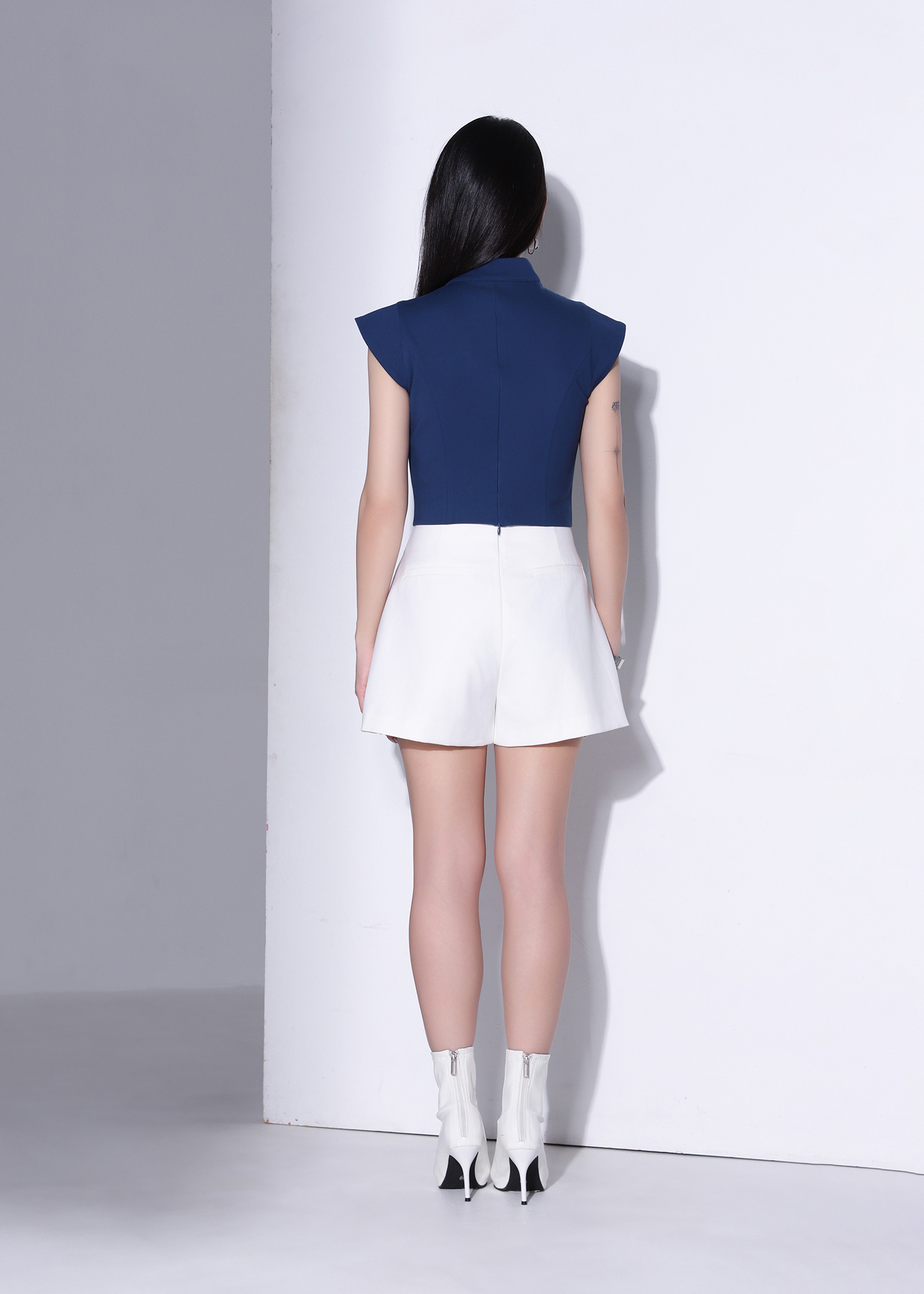 Mandarin Collar Sleeveless Top AC890