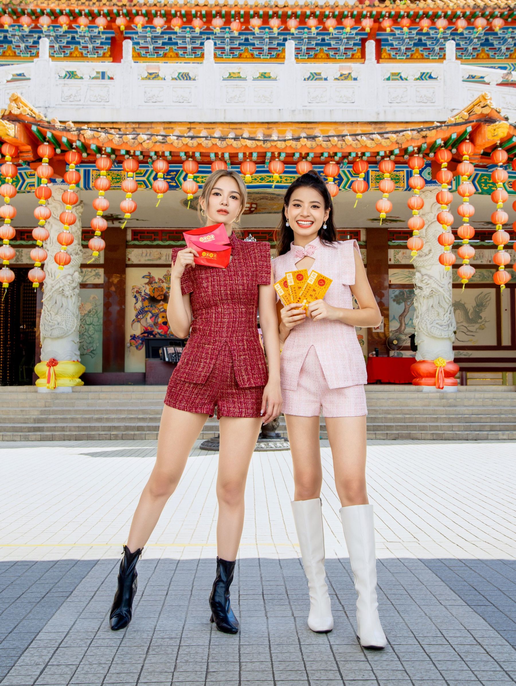 Sleeveless Back Zip Top With Short Pant Set AC743