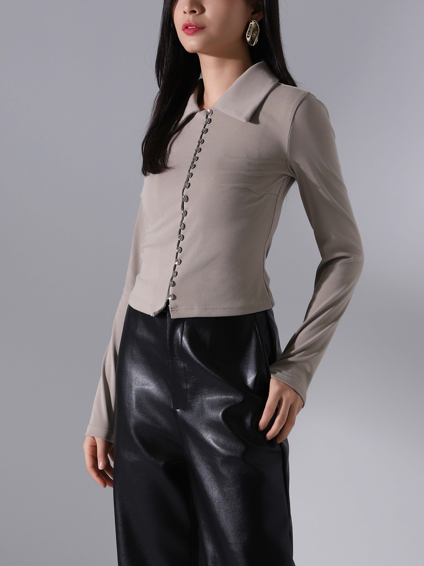 Front Diamond Button Top AC174