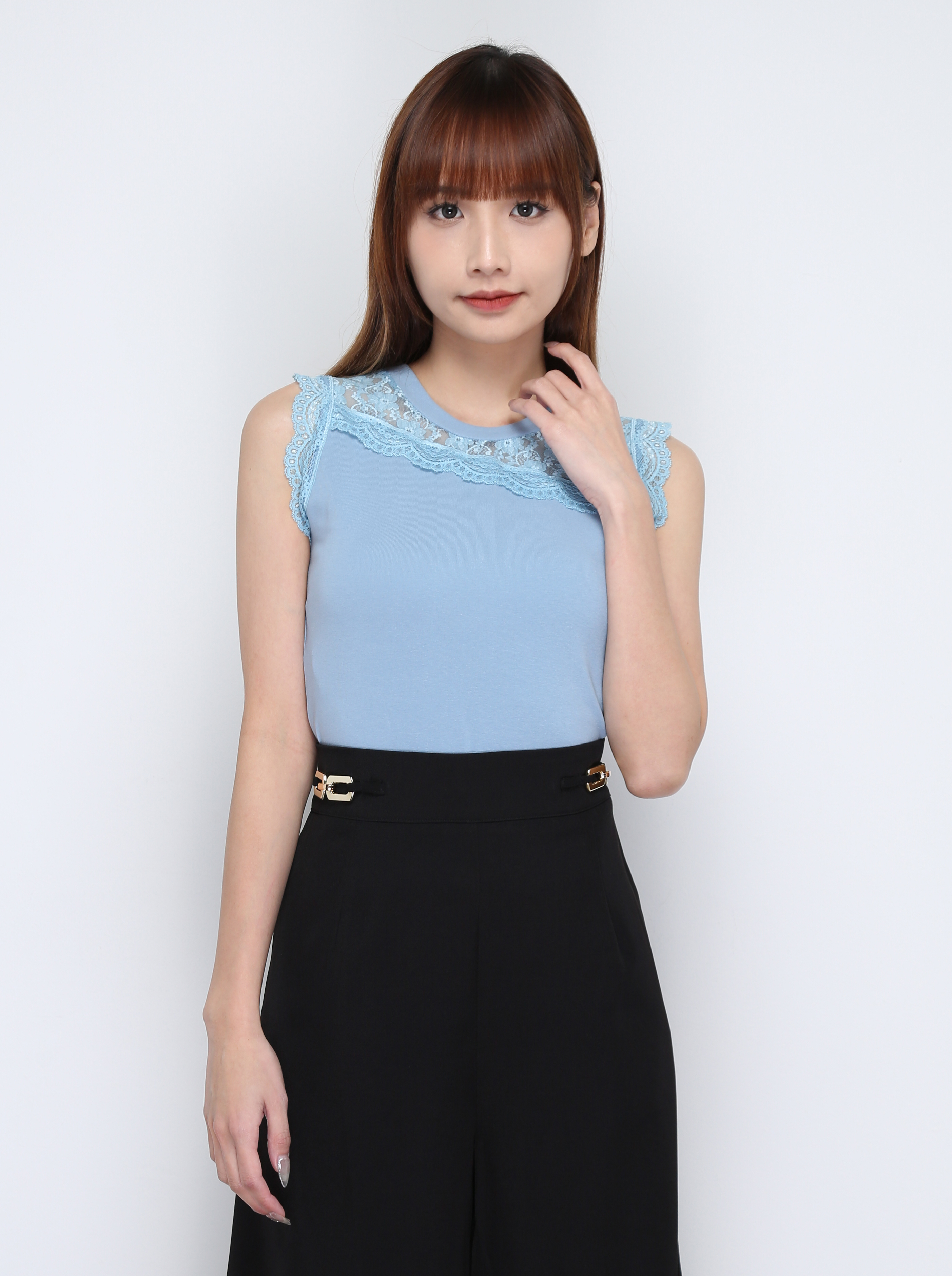 Sleeveless Lace Top 16712