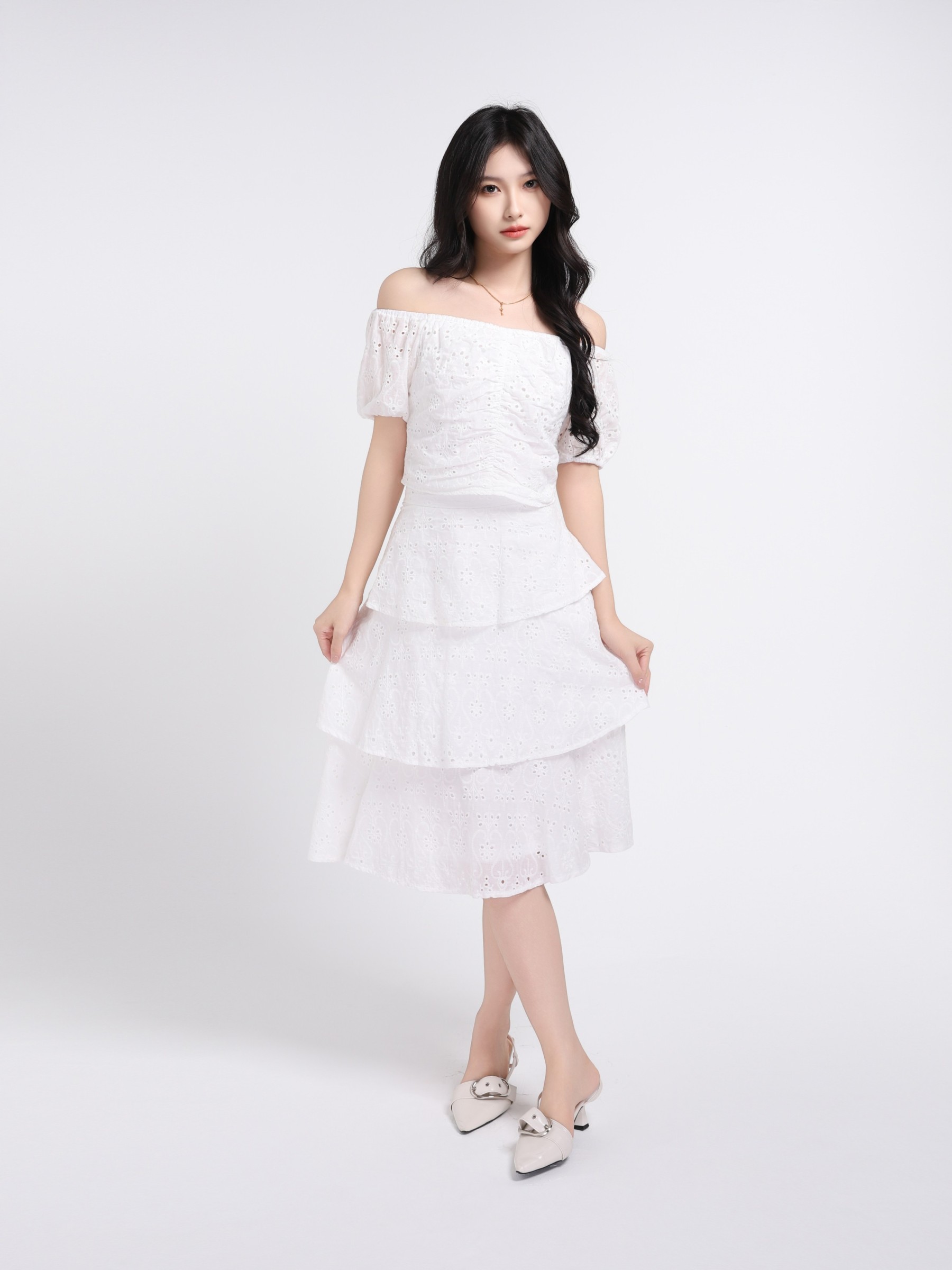 Eyelet Crop Top With Layered Skirt Set 17500