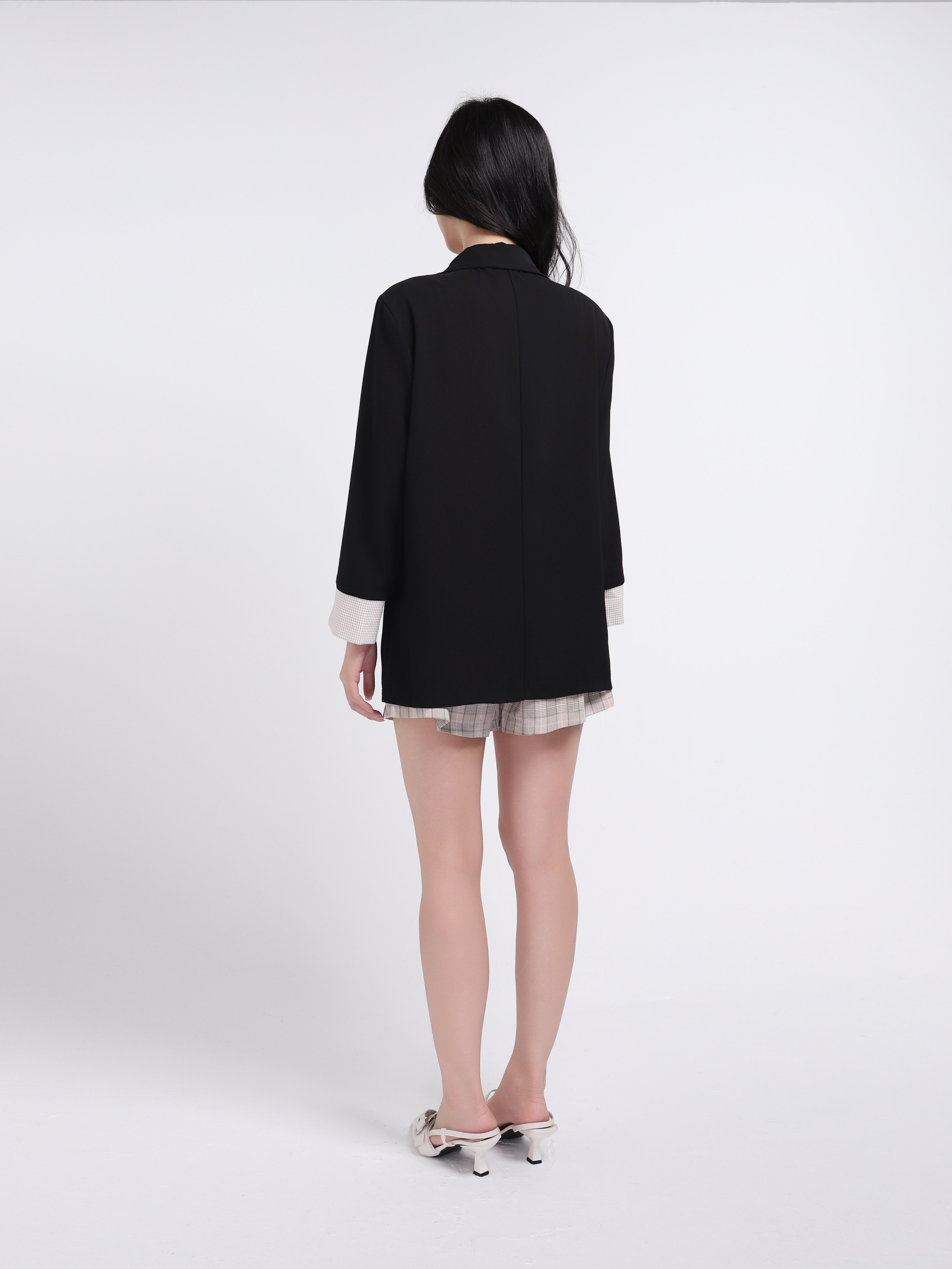 Outerwear With Short Pants 17660