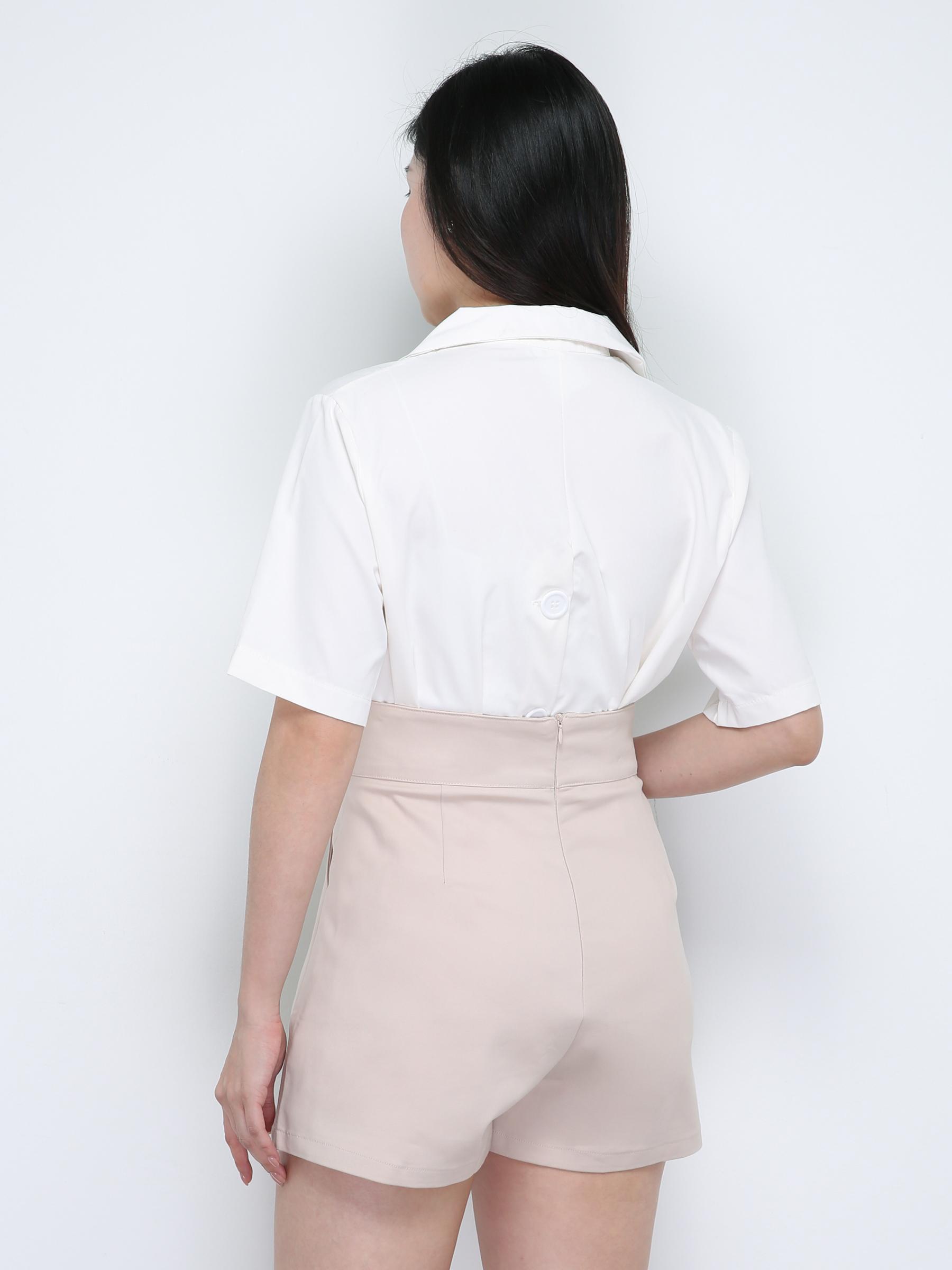 High Waist Front Pocket With Buckle Short Pants 17821