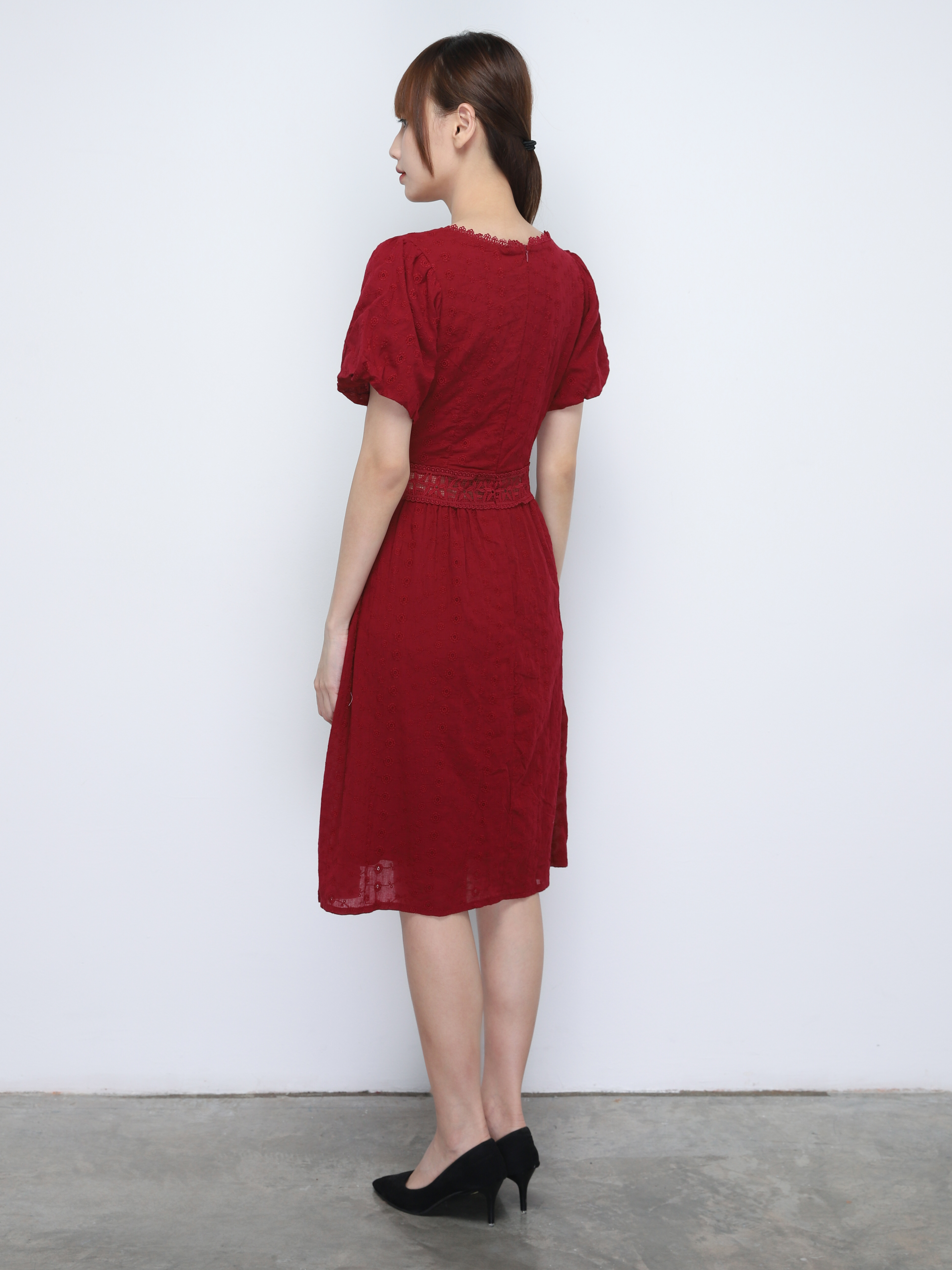 Wrap With Eyelet Dress 19628