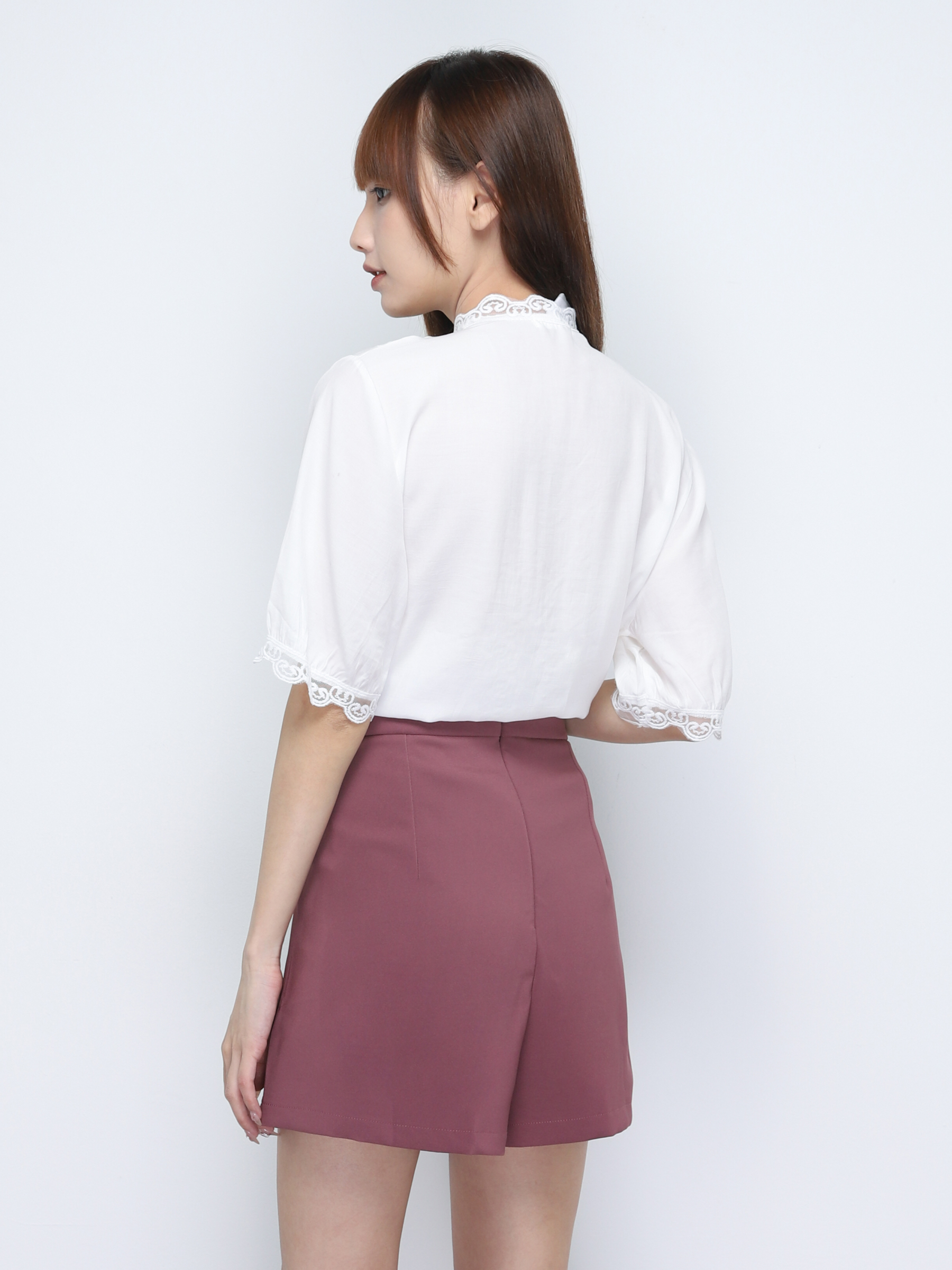 High Waist With Decorative Button Short Pants 20024