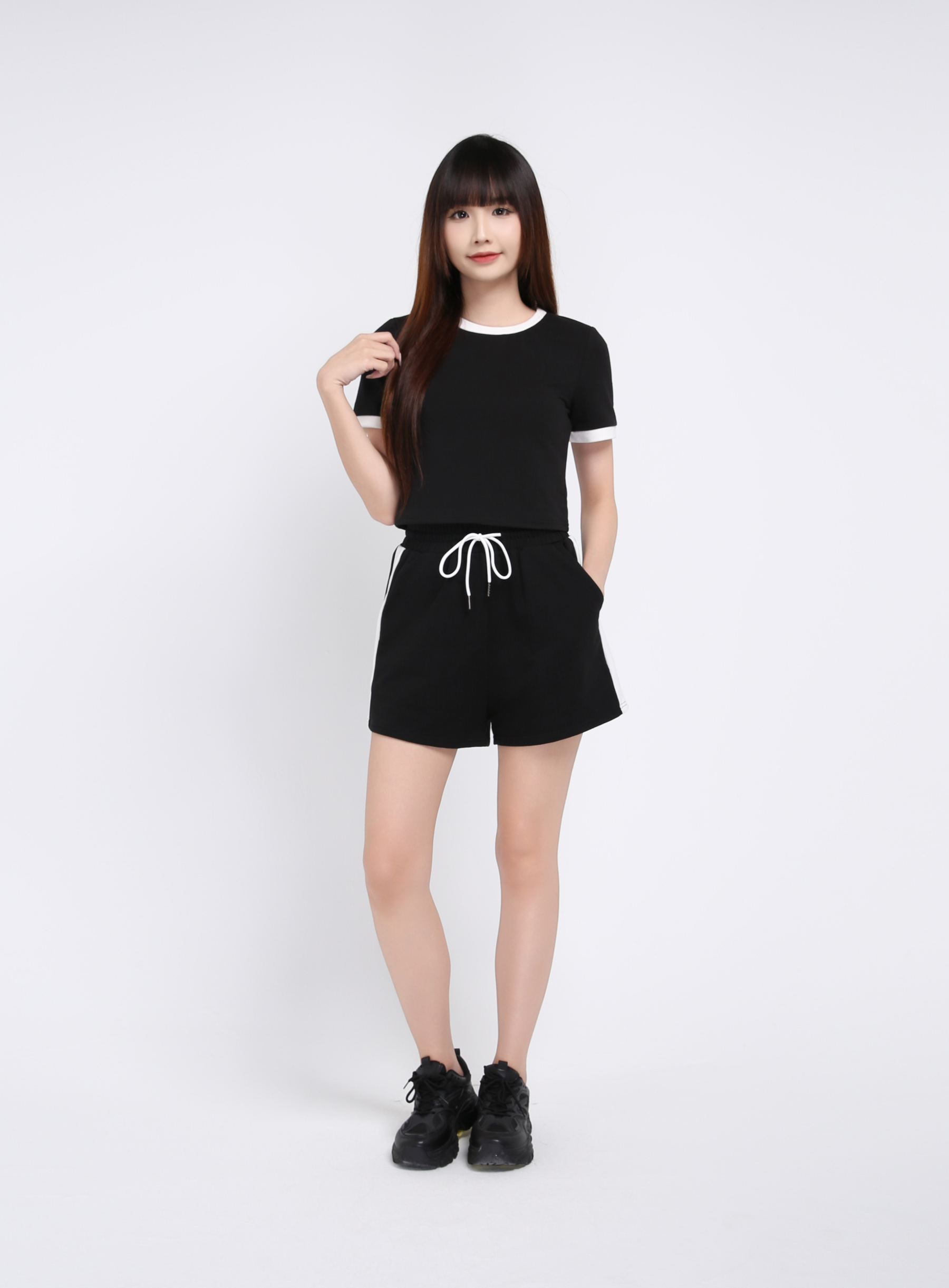 Casual Wear Plain Top With Waist Strechable Short Pant Set 20229