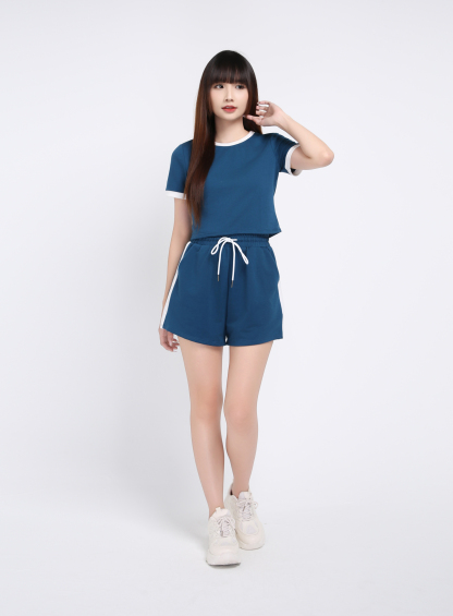 Casual Wear Plain Top With Waist Strechable Short Pant Set 20229