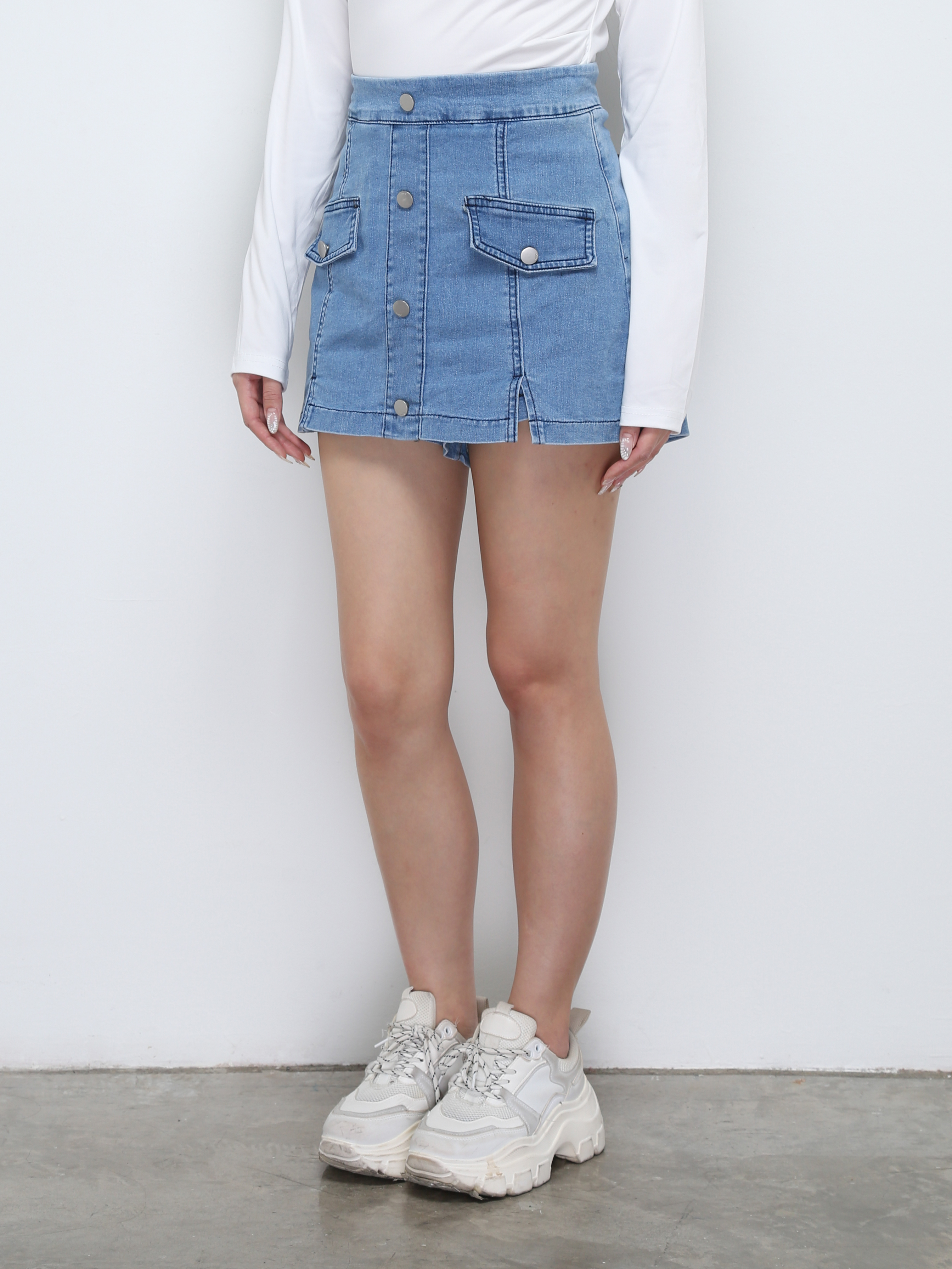 Denim Front Breasted Button Short pants 29260
