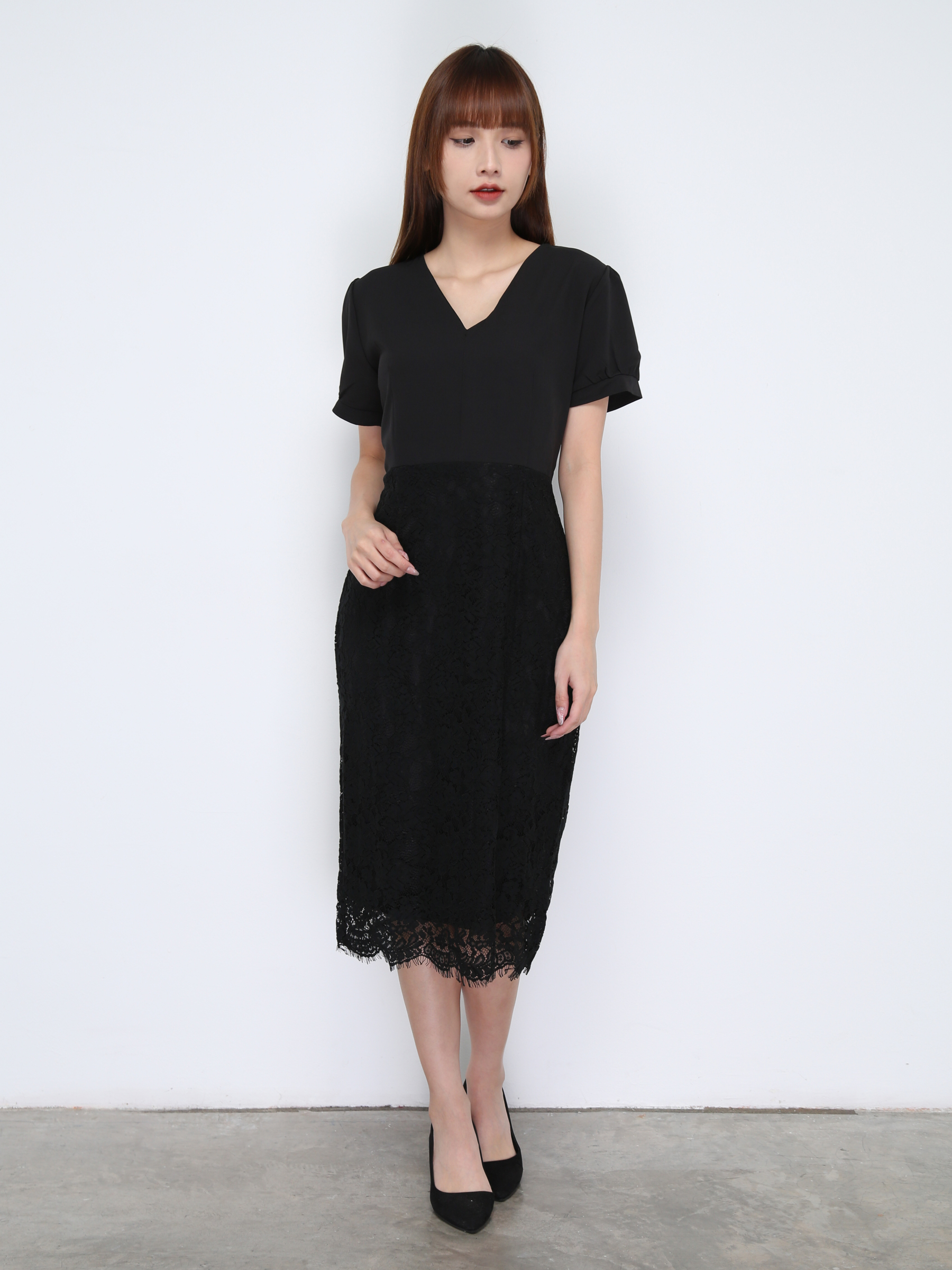 V Neck Lace Dress 21007