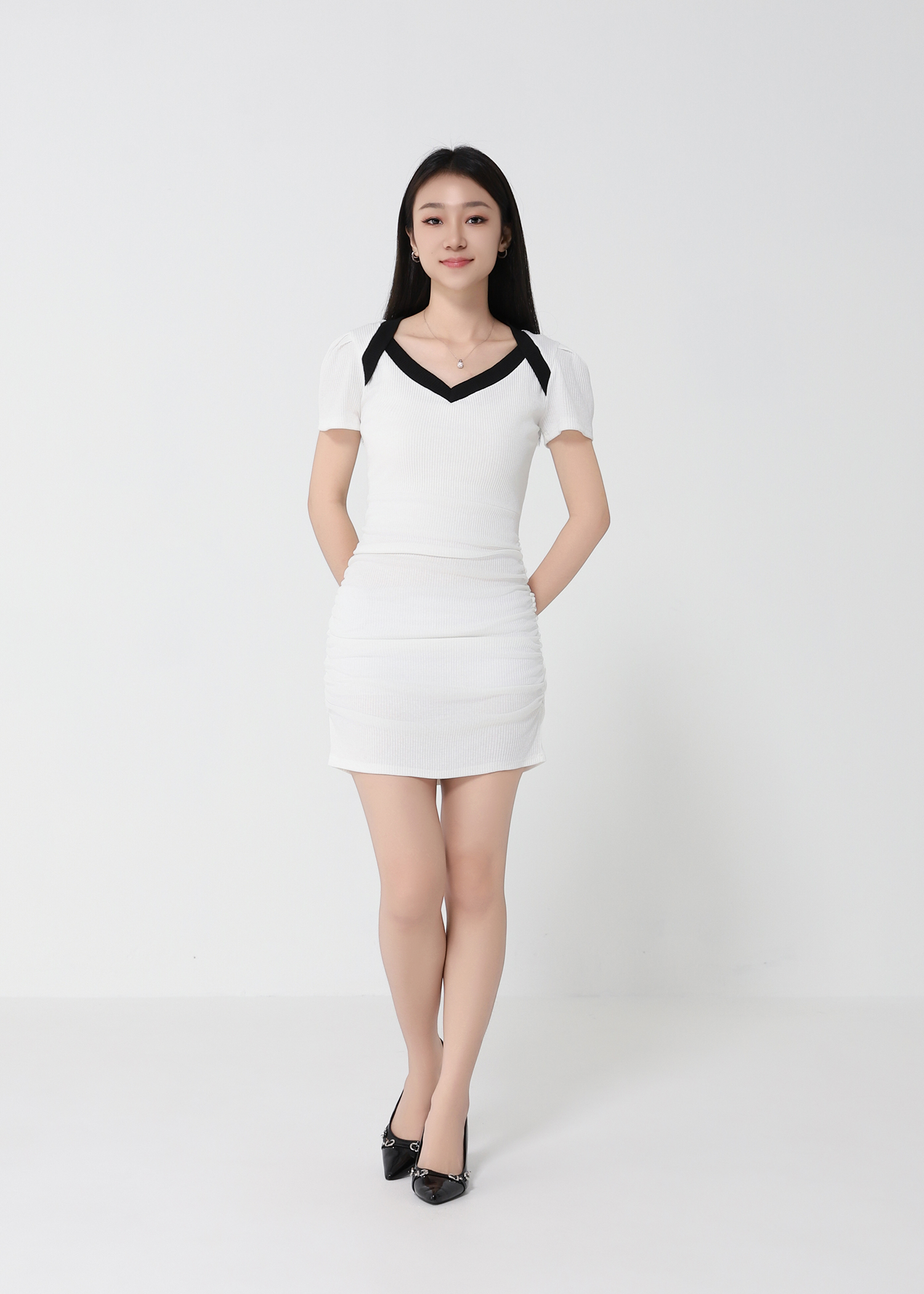 V Neck Short Sleeve With Side Pleated Dress 21393