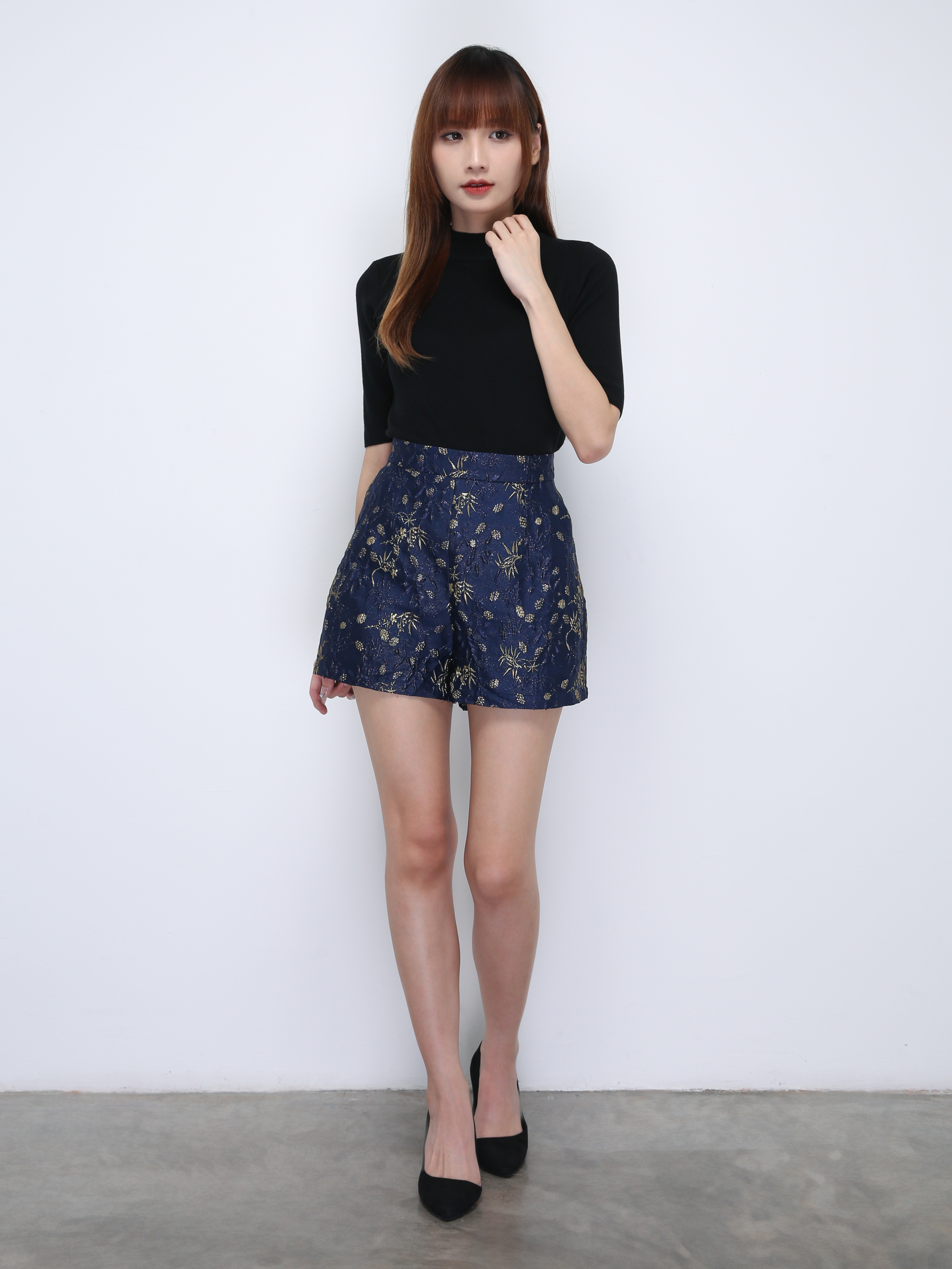 Gold Floral Side Pocket Short Pants 22001