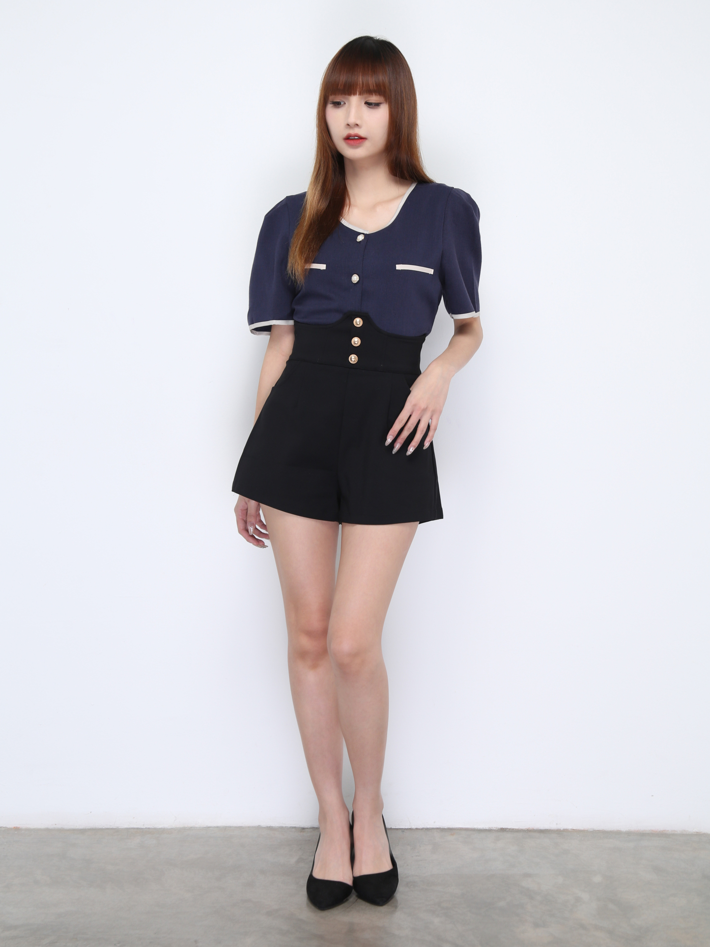 Front Pearl Button Top 22071