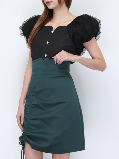 Put Net Sleeve With Decorative Button Top 22130