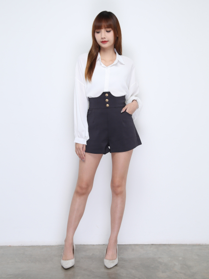 High Waist Front Decorative Button Short Pants 22056