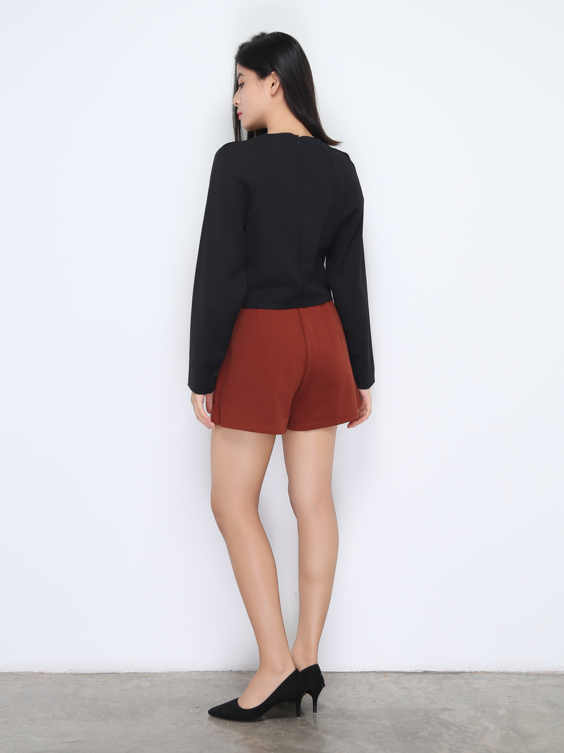 Fake Two Piece With Chest Hole Top 22233