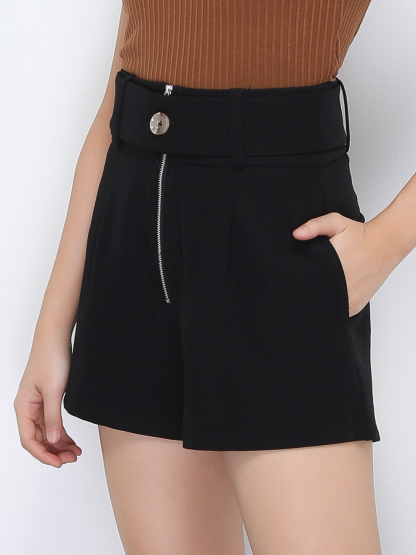 High Waist Decorative Belt Front Zip Short Pants 22258