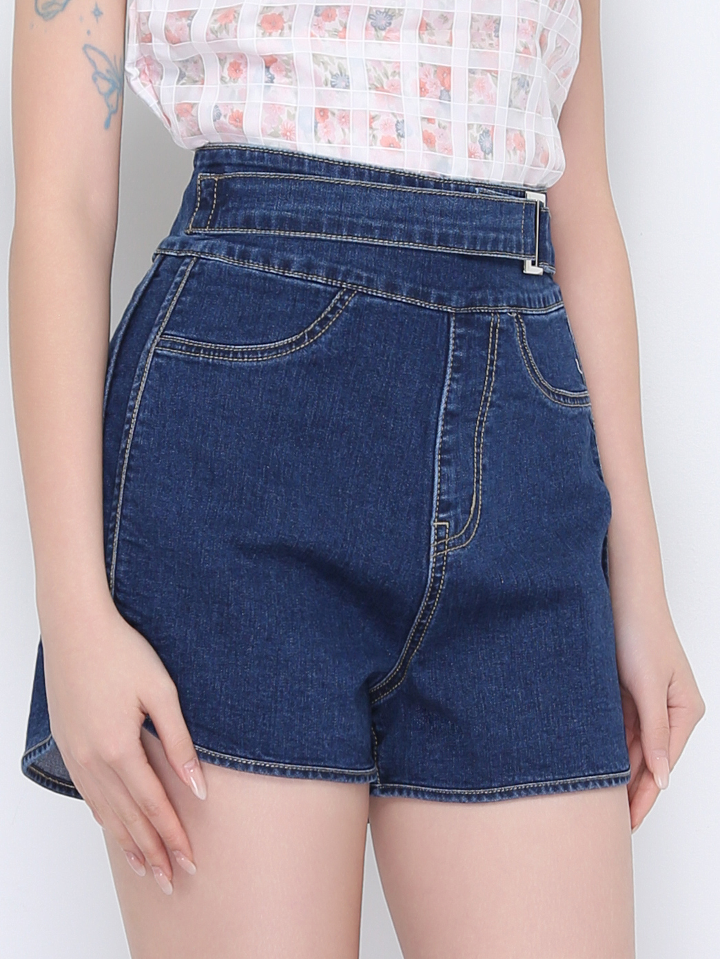 High Waist Denim Decorative Belt Short Pants 22301