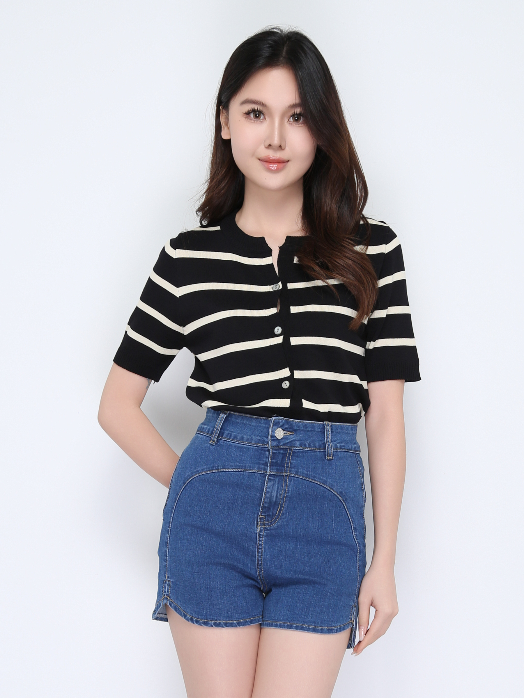 High Waist Denim With Split Short Pants 22451