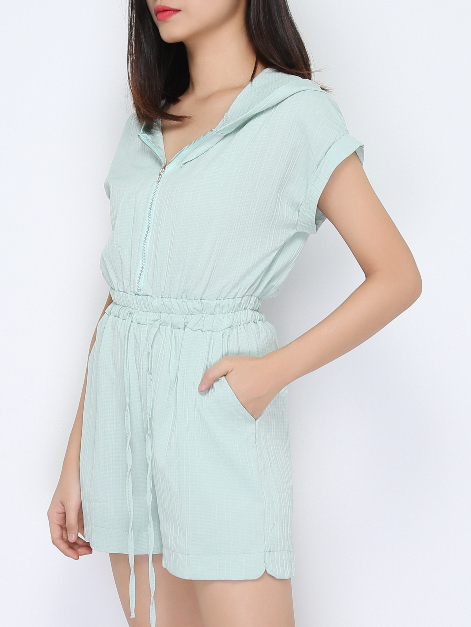 Wrinkled Cap With Front Zip Waist Drawstring Jumpsuit 22515