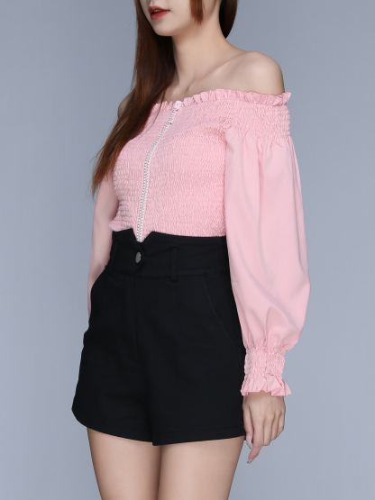 Long Sleeve Back Zip Pleated Top 22603