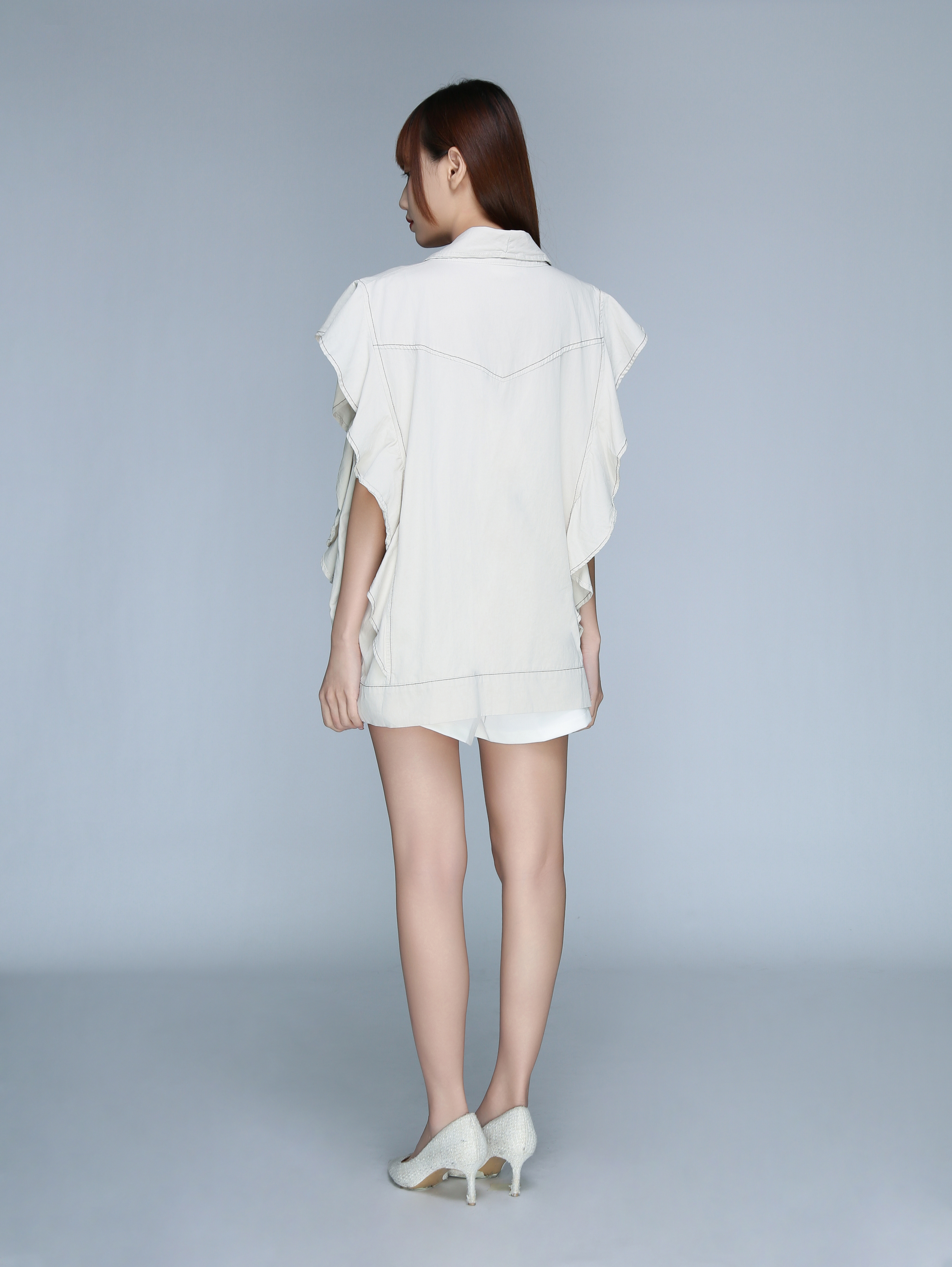 Ruffles Sleeveless Outerwear 22632