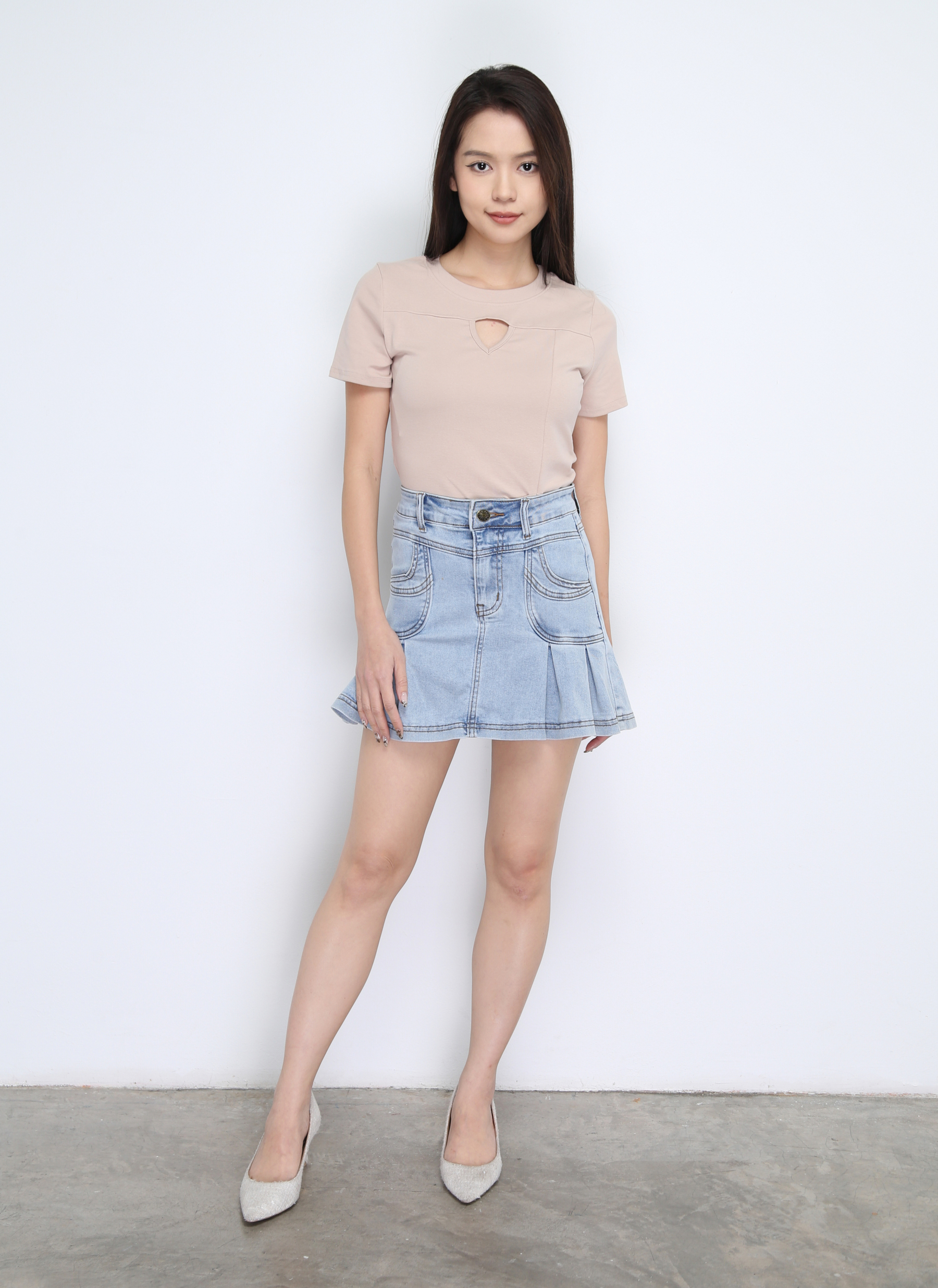 High Waist Front Button And Pocket Pleated Short Pant 22575