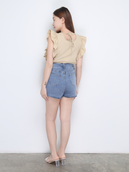 Ruffles Decduan Front Button Top 22710