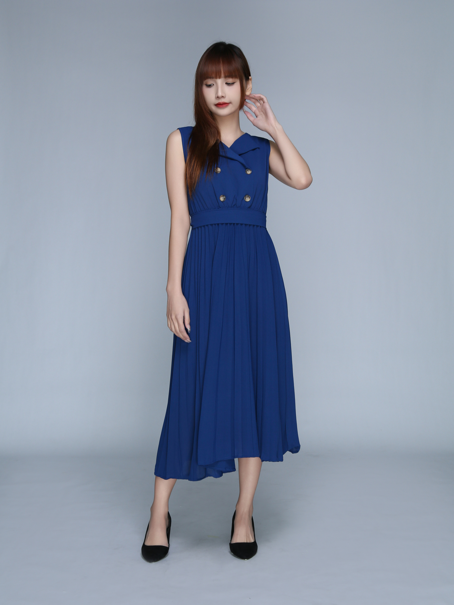 Sleeveless Pleated Front Button Dress 22901