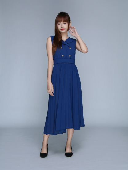Sleeveless Pleated Front Button Dress 22901