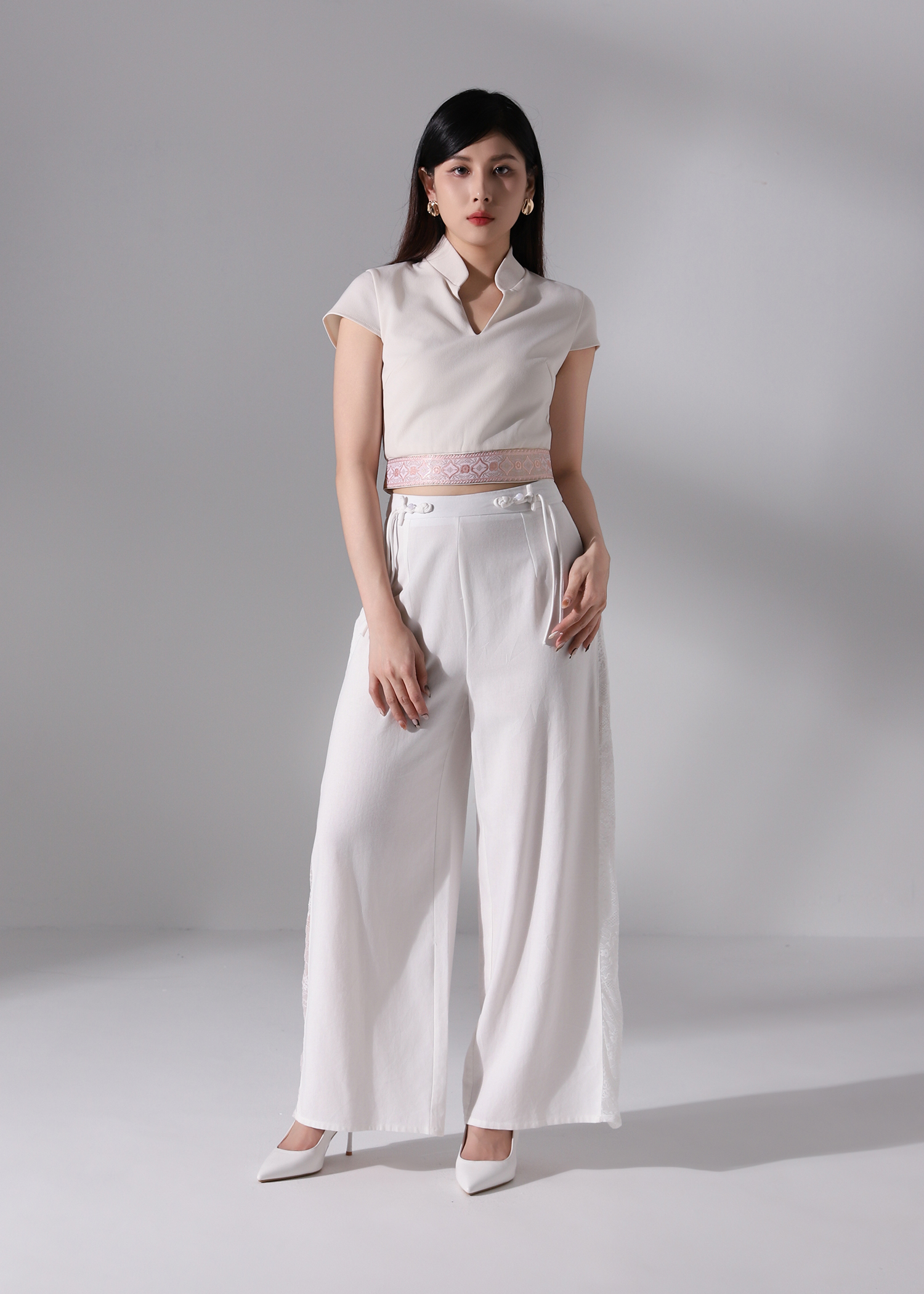 V Neck Collar Top AC648