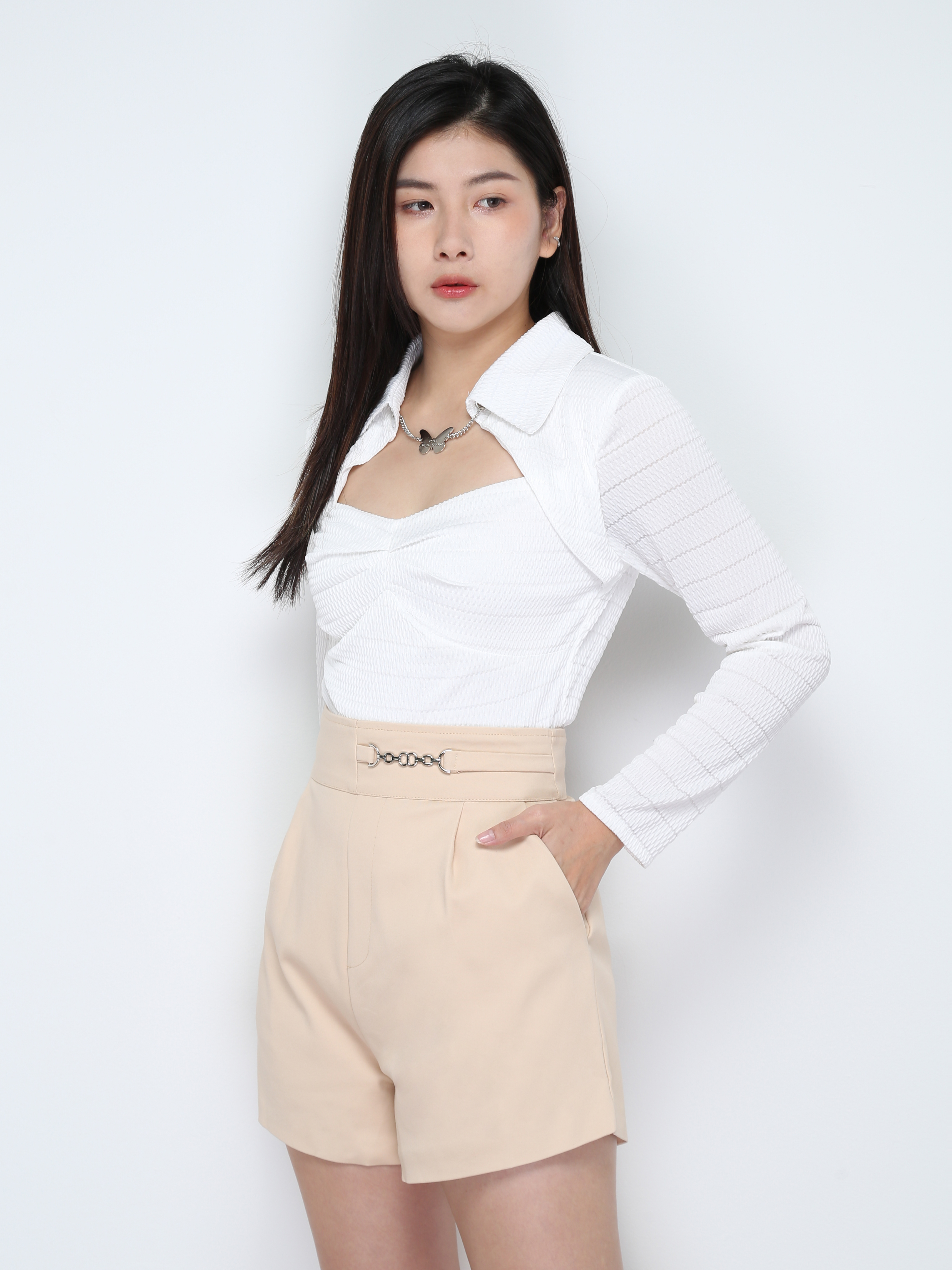 Collar Long Sleeve Decorative Necklace Top 28097