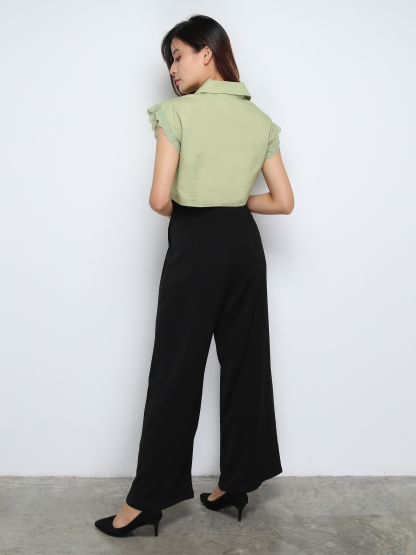 Sleeveless With Eyelet Front Button Top 28206