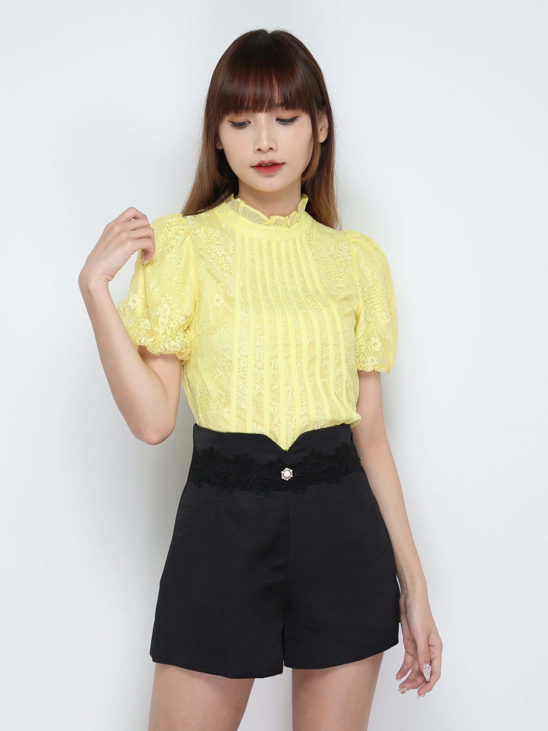Puff Sleeve Lace Top 28500