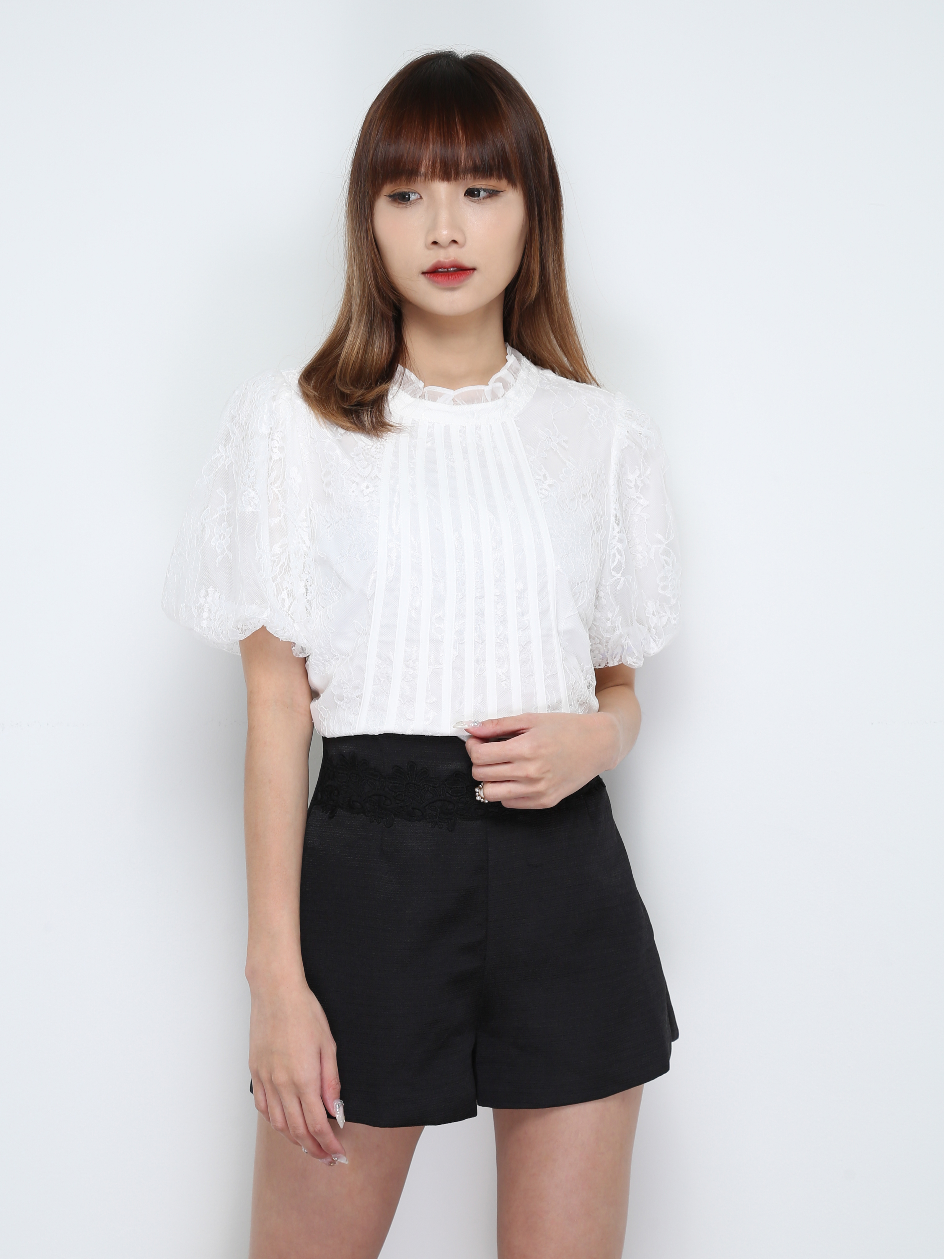 Puff Sleeve Lace Top 28500