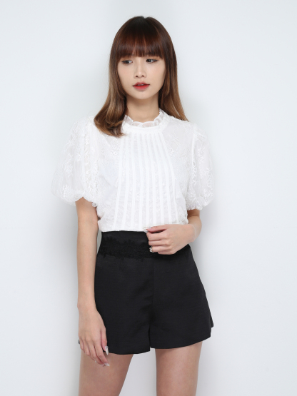 Puff Sleeve Lace Top 28500