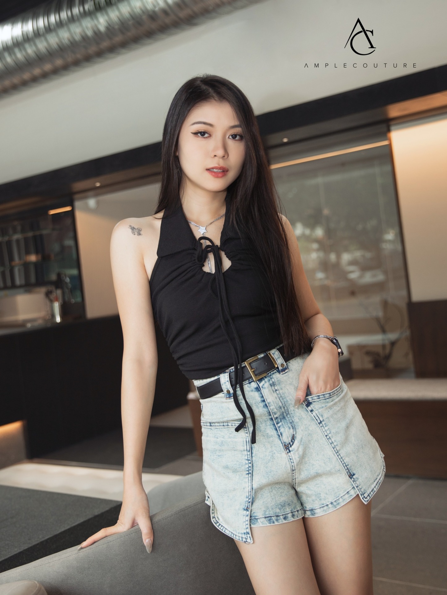 Sleeveless Halter Top 28799