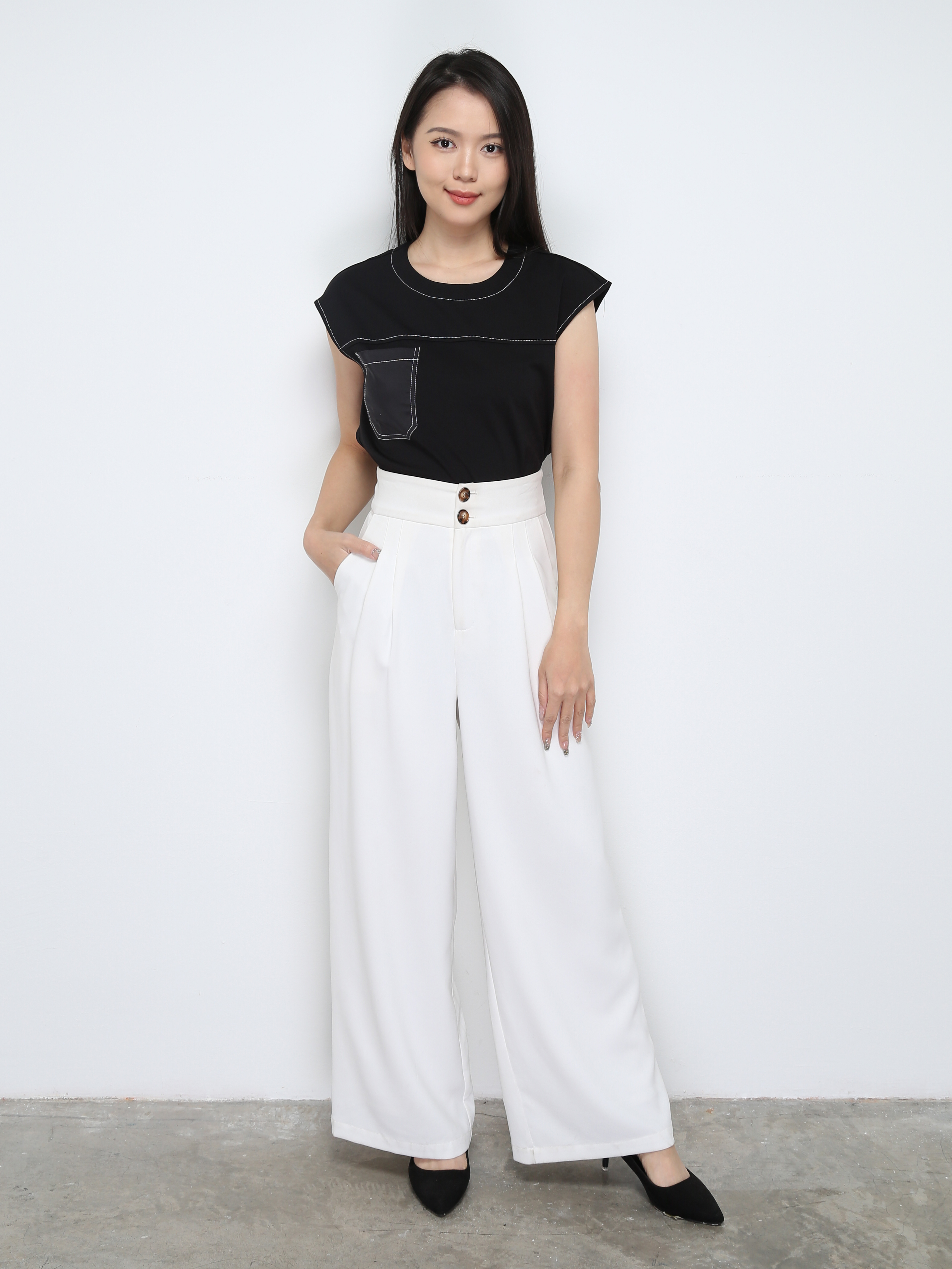 Sleeveless Back Zip Top 28842