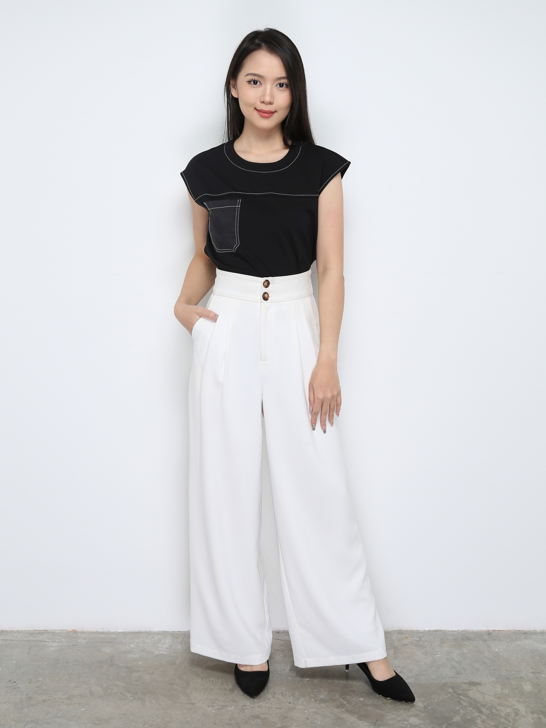 Sleeveless Back Zip Top 28842