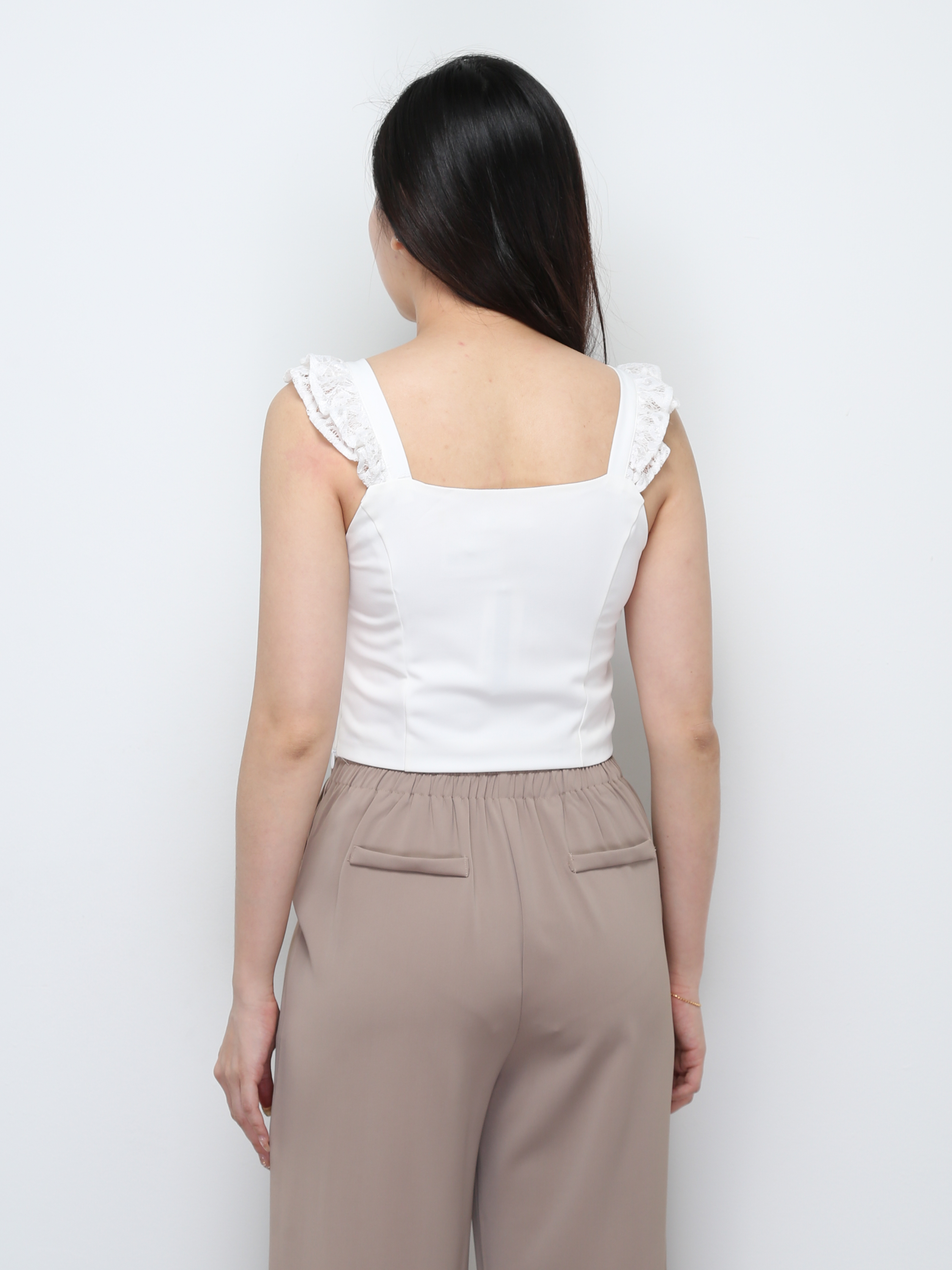 Sleeveless With Lace Top 29205