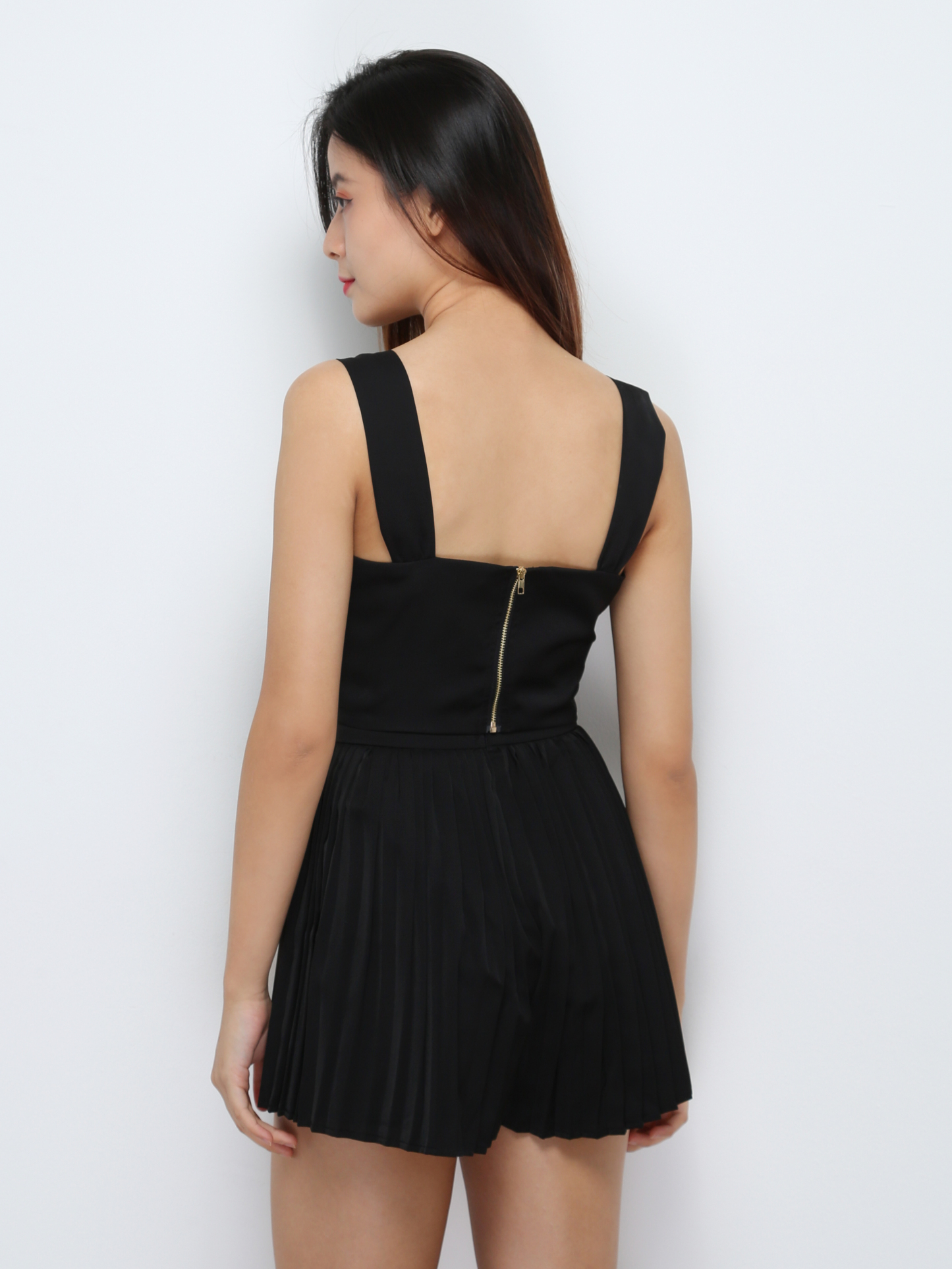 Sleeveless Crop Top With pleated Skirt Set 29240