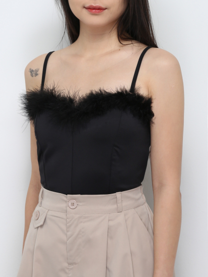 Sleeveless With Fur Top 29330